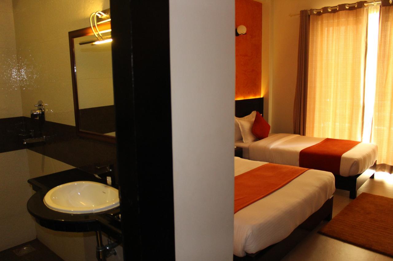 Tuki Resort Pokhara Kültér fotó